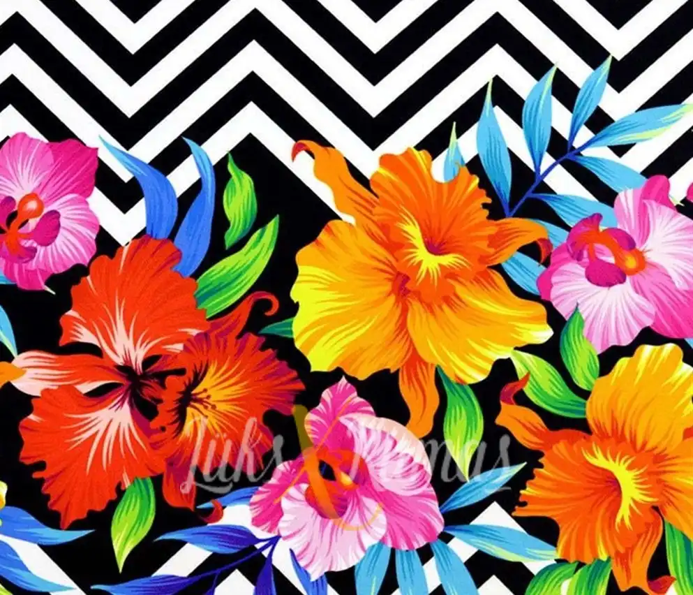 Zig Zag Üzeri Renkli Çiçekler Desenli Kumaş